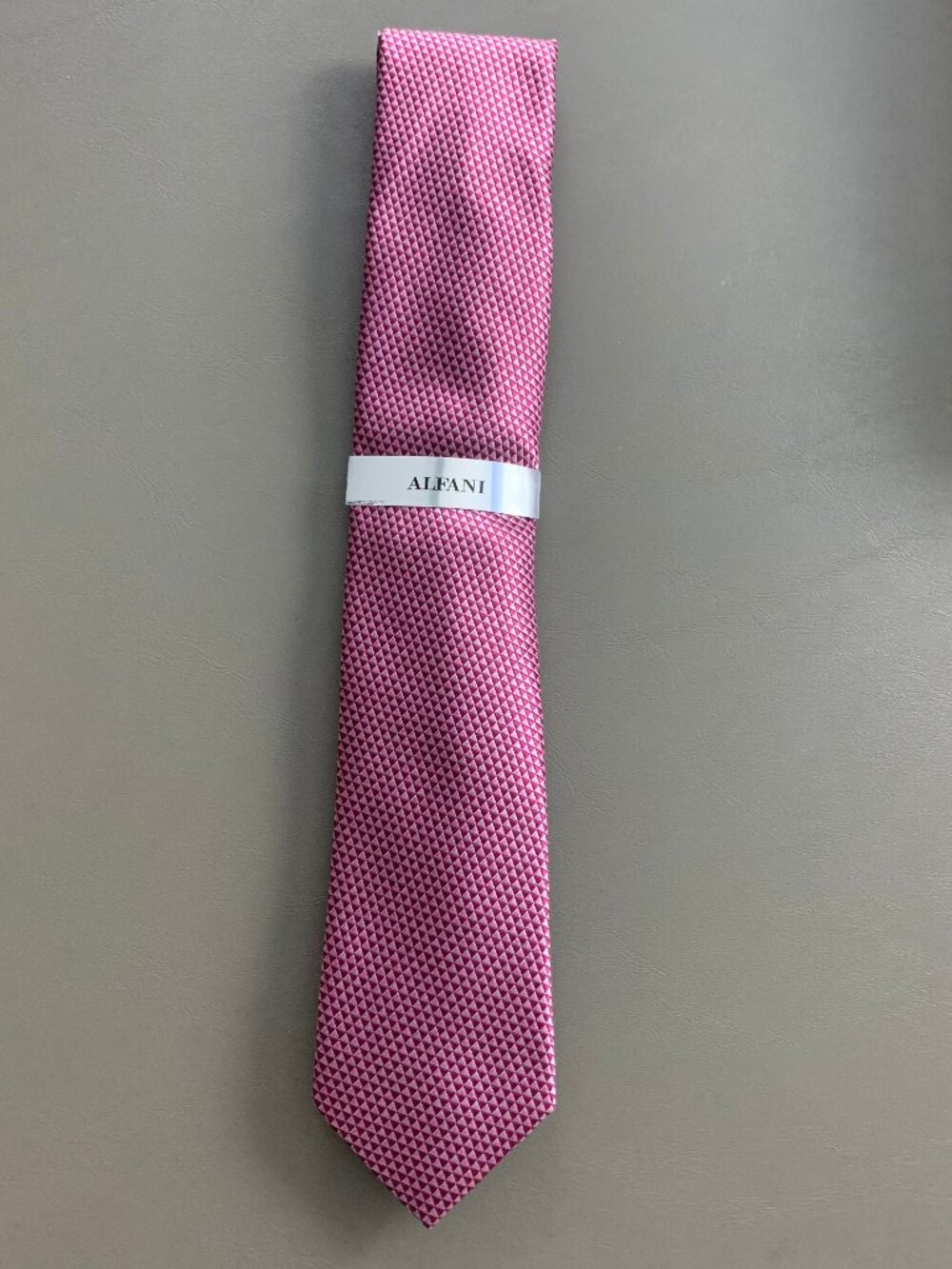 Alfani Men's Slim 2.75'' 100% Polyester Neck Tie, Berry Red Pink Geometric